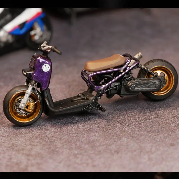 Honda Ruckus Hellaflush