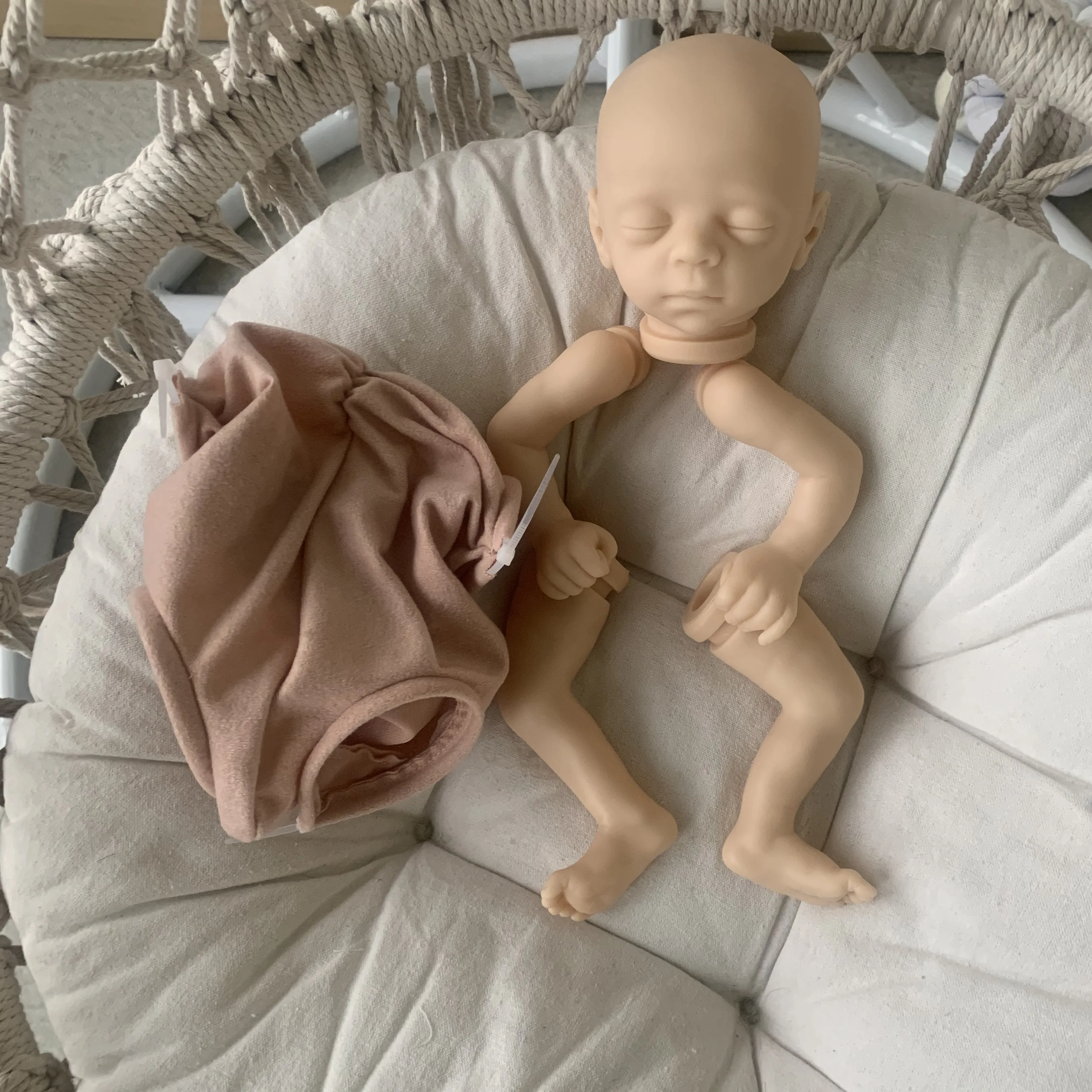 Reborn Kit 15inches Blessing Sleeping Baby Premie Size DIY Blank Kit Unpainted Unfinished Doll Parts Kit Drop Shipping