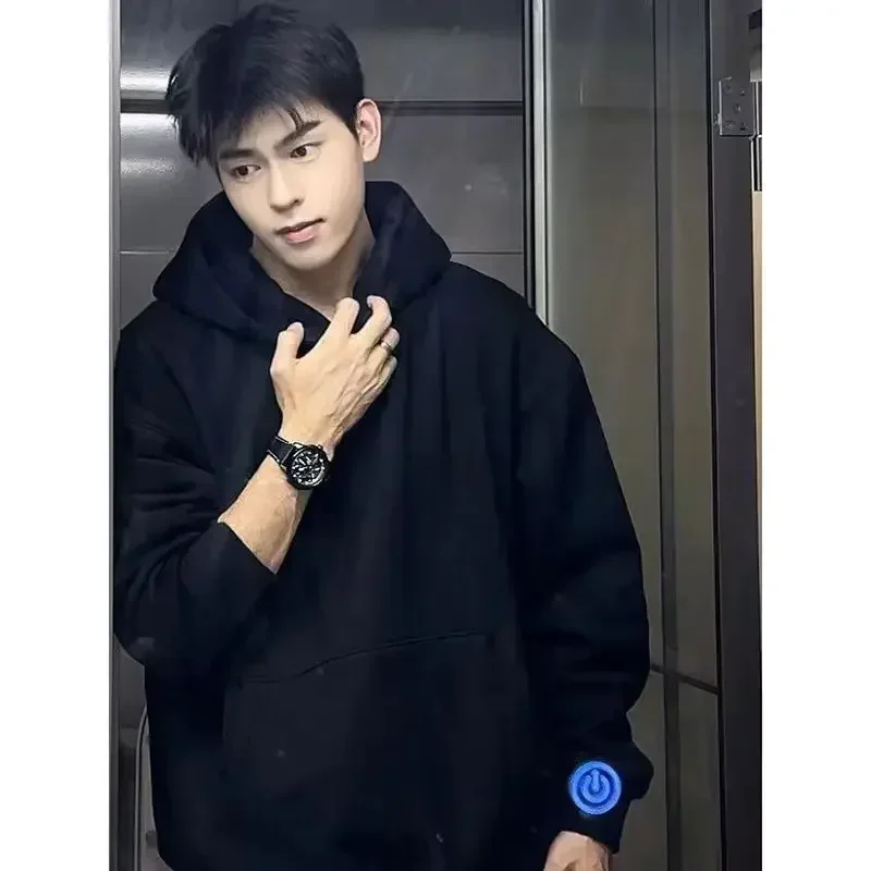 세련된 남성과 여성 후드티 후드가 있는 아늑한 루즈핏 풀오버 봄과 가을 캐주얼 의상과 커플에게 적합