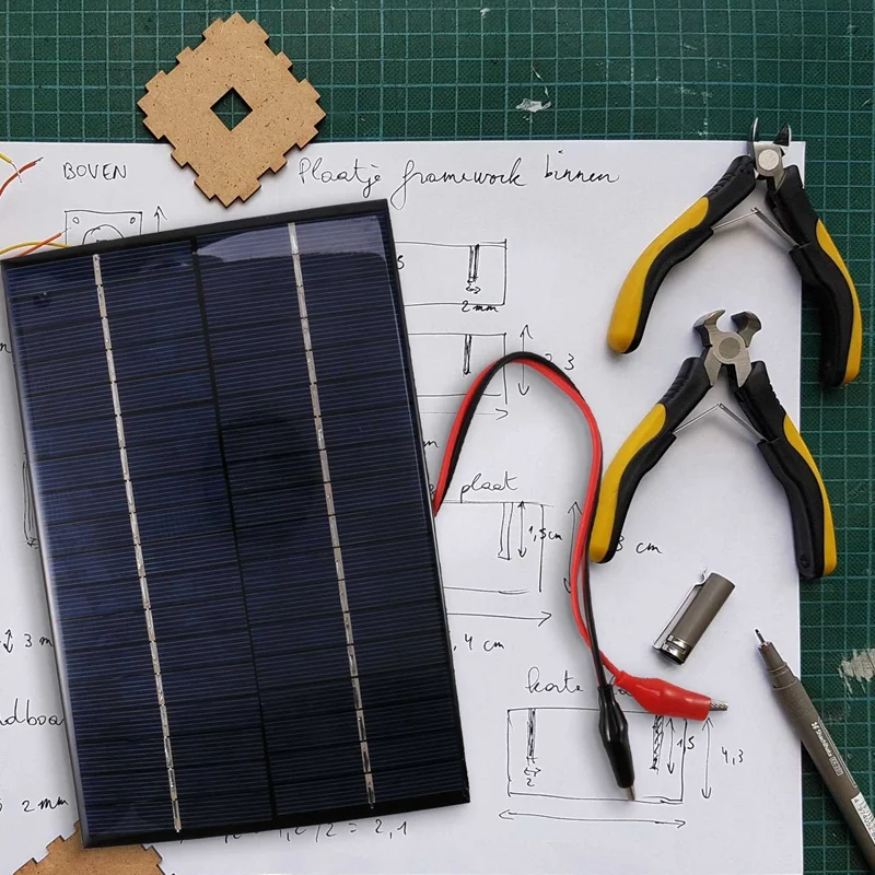 4.2W 18V Solar Cell Polycrystalline Solar Panel+Crocodile Clip For Charging 12V Battery 200X130x3mm