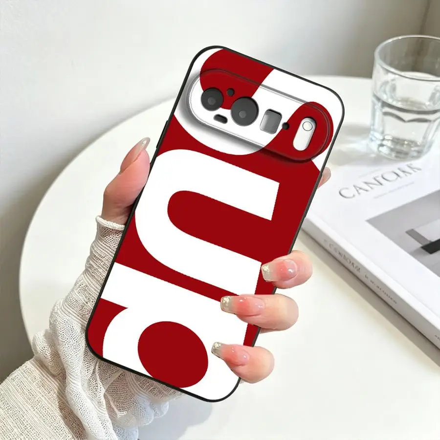 Fashionable Phone Cover with Stylish Logo Design