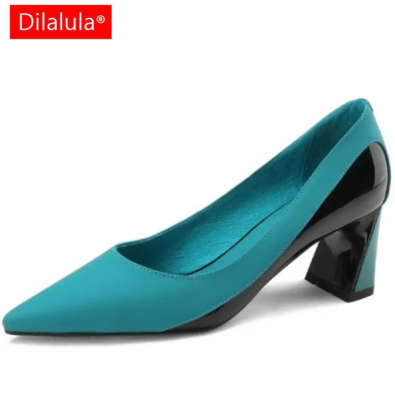 

Женские офисные туфли-лодочки Dilalula из натуральной кожи, с острым носком, на толстом высоком каблуке, разные цвета, модель 2023 года