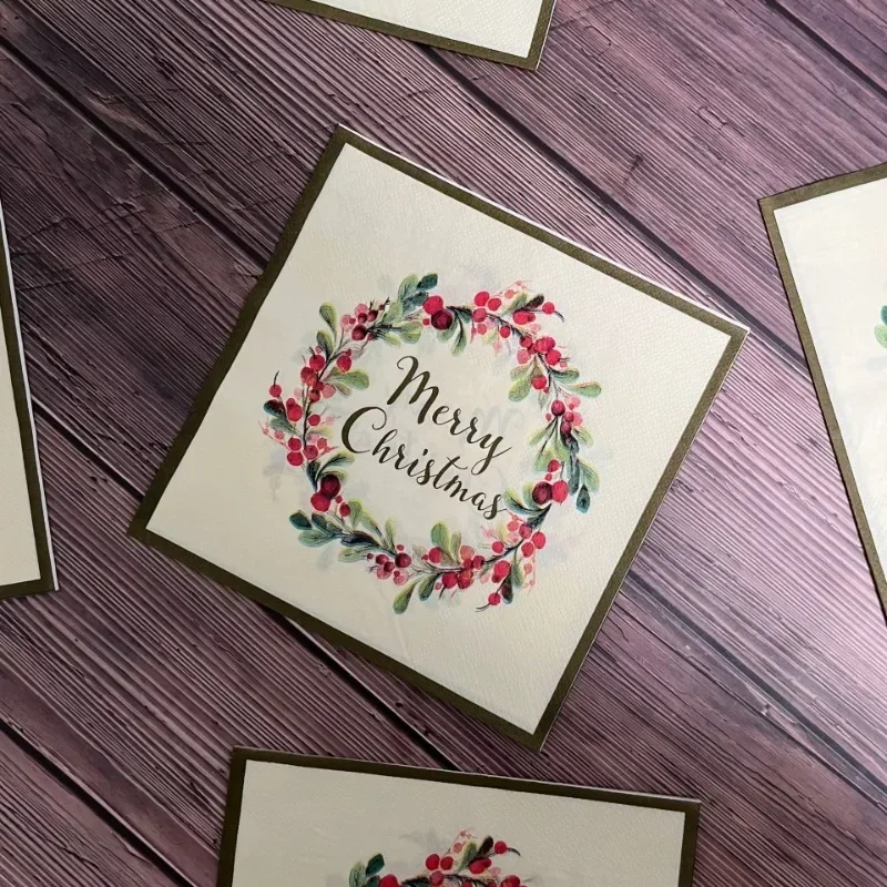 33*33cm 2-Ply Red Berry Wreath Christmas Napkins Party Decoration Paper Merry Christmas Printed Paper Placemats 10/20pcs paper napkins disposable paper placemats