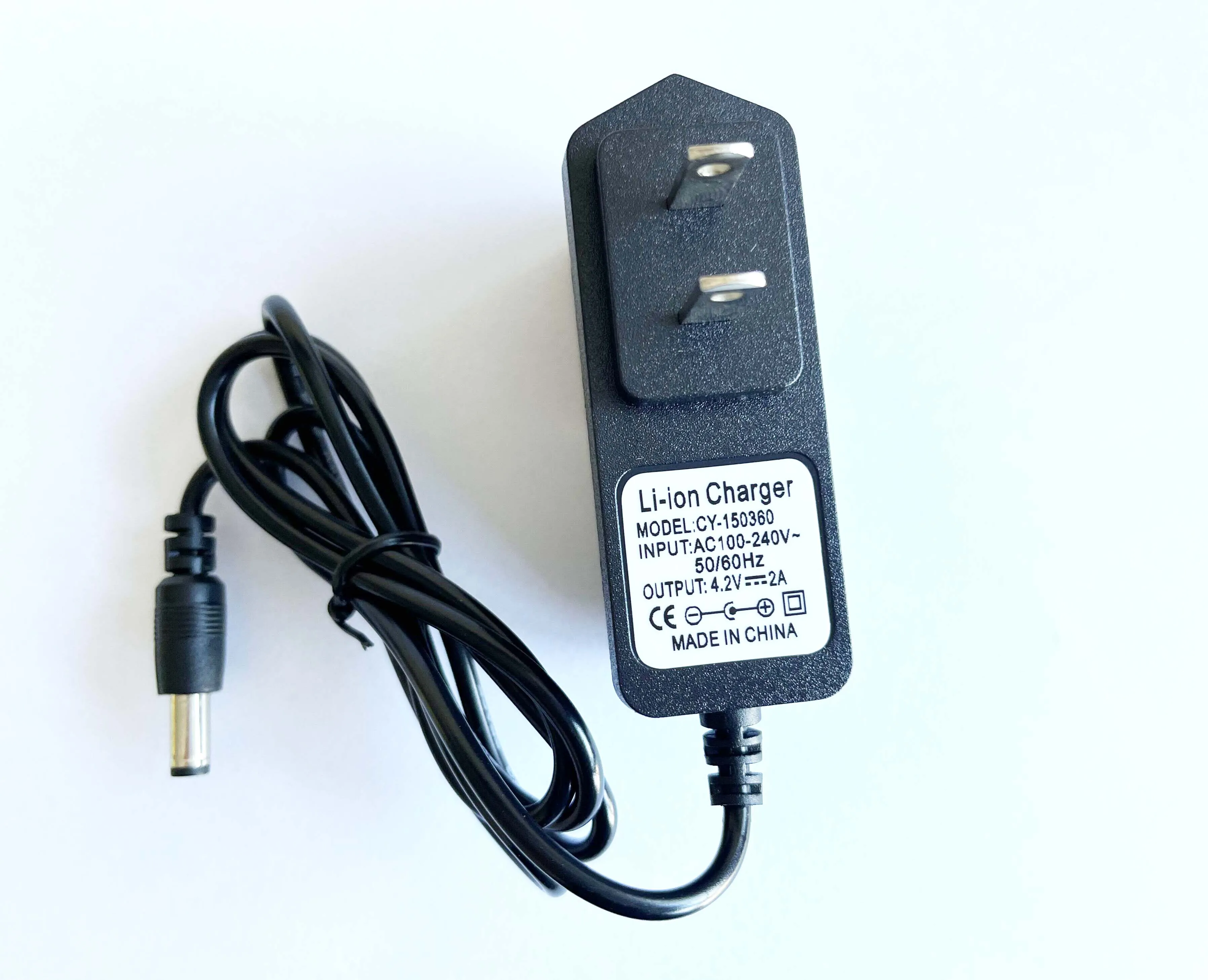 リチウムイオンバッテリー充電器 Amazon.co.jp: 21V AC アダプター DC 21V 1A リチウム電池充電器