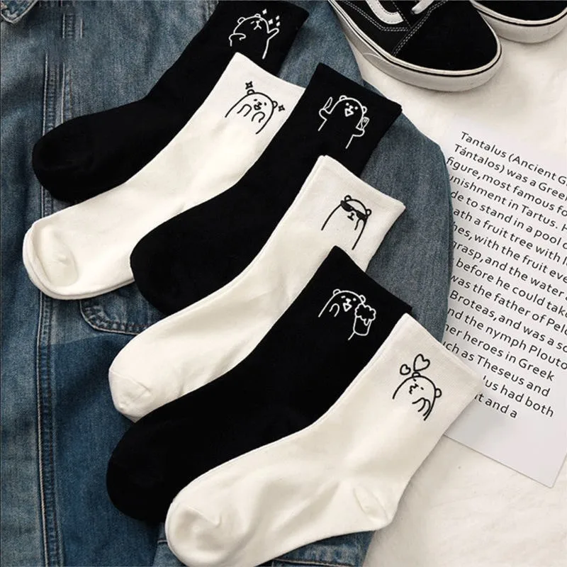 

Black and White Tube Socks All-Match and Cute Cartoon Solid Color