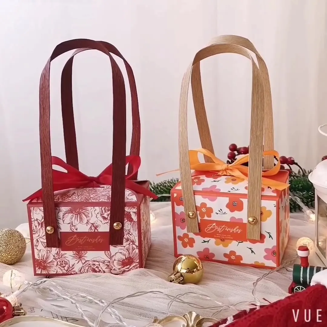 

Wedding gifts for guests Chocolate Paper Gift Box High Quality Pearl Portable flowers Paper gift box packaging 10pcs cake box