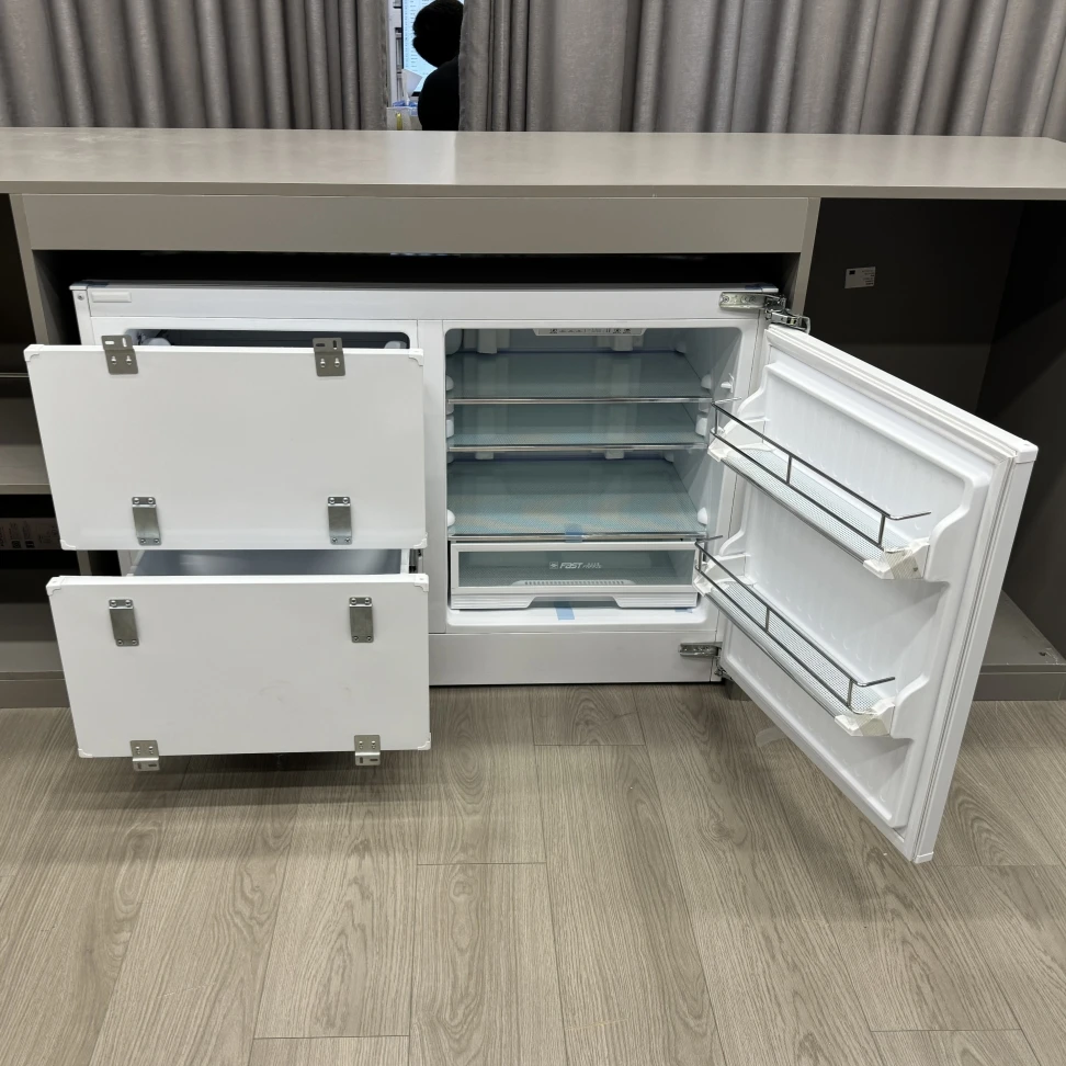 Artaus Built-in Refrigerator For Home Integrated Fridge Freezer 196L Home Appliance Under Counter - Image 3