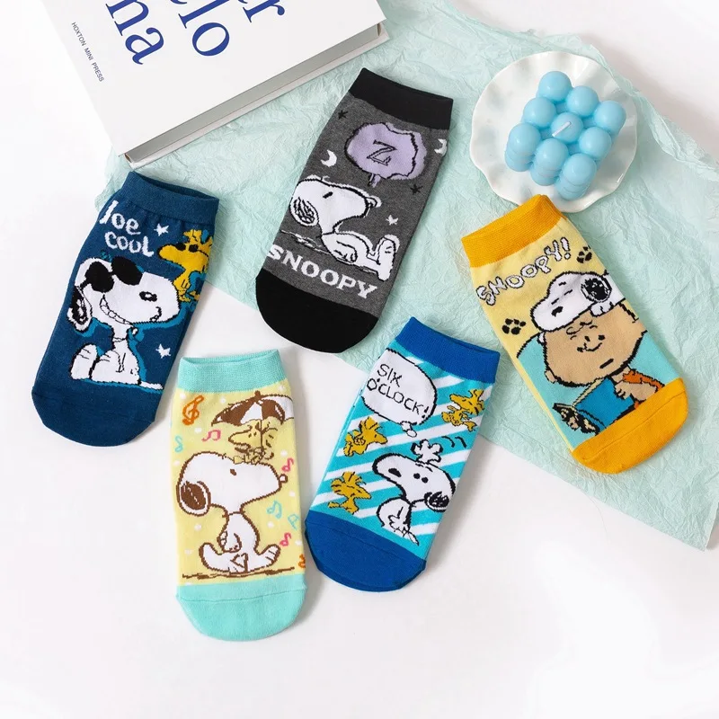 

Носки с мультяшным арахисом Snoopy, носки-лодочки Ins, повседневные носки, хлопковые мягкие дышащие модные милые носки для девочек, подарок на день рождения для девушки