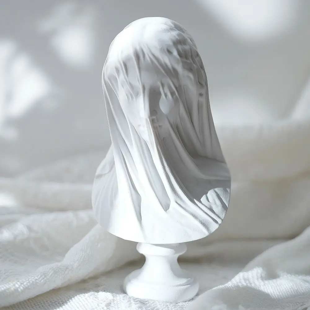Nordic simple style wedding dress girl bust wearing veil art statue wedding home entrance resin decoration