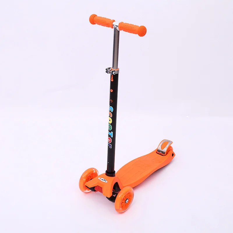 Patinete 3 Rodas Infantil 3 to 12 Years Old Flashing Wheel Pedal Kick Foot Scooter Luge Children Scooter