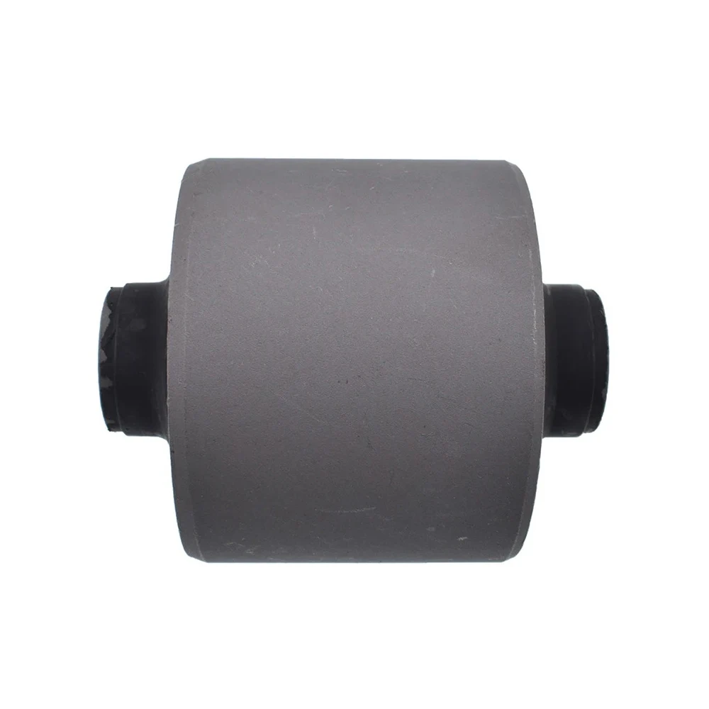 Engine Mount Insulator Front DIFF Mounting Insulator for Mitsubishi Pajero 2 MK2 V20 V30 V40 Nativa Montero Sport 1 L200 Triton K74T K76T MB430694