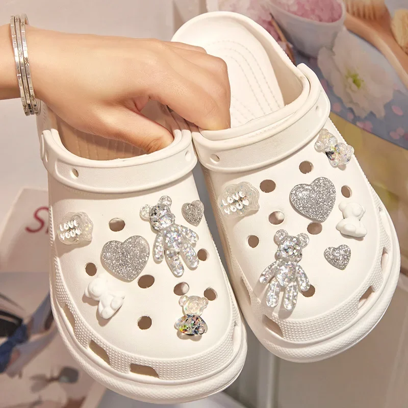 2024 Fashion Croo Charms Crystal Decoration Resin Wholesale Cute Bears Slippers Souvenir Decoration Kids X-mas Party Gifts