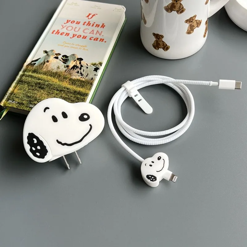 Snoopy Cartoon Kawaii Cable Winder Charger Case for iPhone/iPad