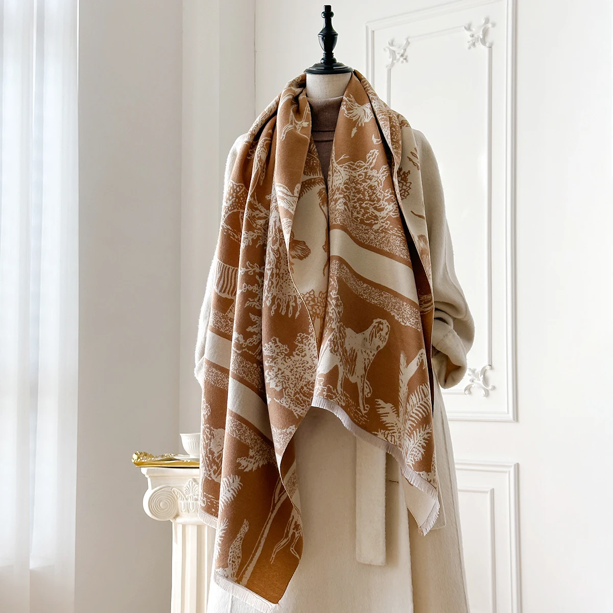 2025 Brand Elegance Two-Sided Print Scarf Soft Warm Fringe Pashmina Shawl Autumn and Winter Outdoor Coldproof Windproof Blanket