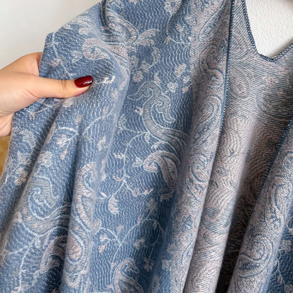 Winter Women Warm Slit Large Shawl Double Sided Paisley Jacquard Thickening Blanket Luxury Scarf Female Pashmina Keep Warm Cloak