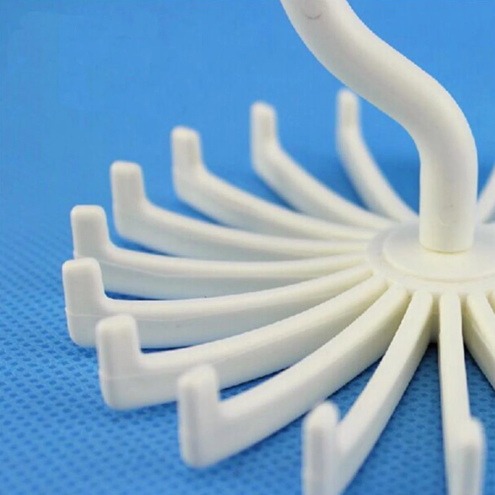 Rotating Tie Rack Twirl Scarf Hanger Holder 360 Rotating Belt Scarf Hanger Hook for Cupboard Storage Ties Belts Holder Hooks #W0