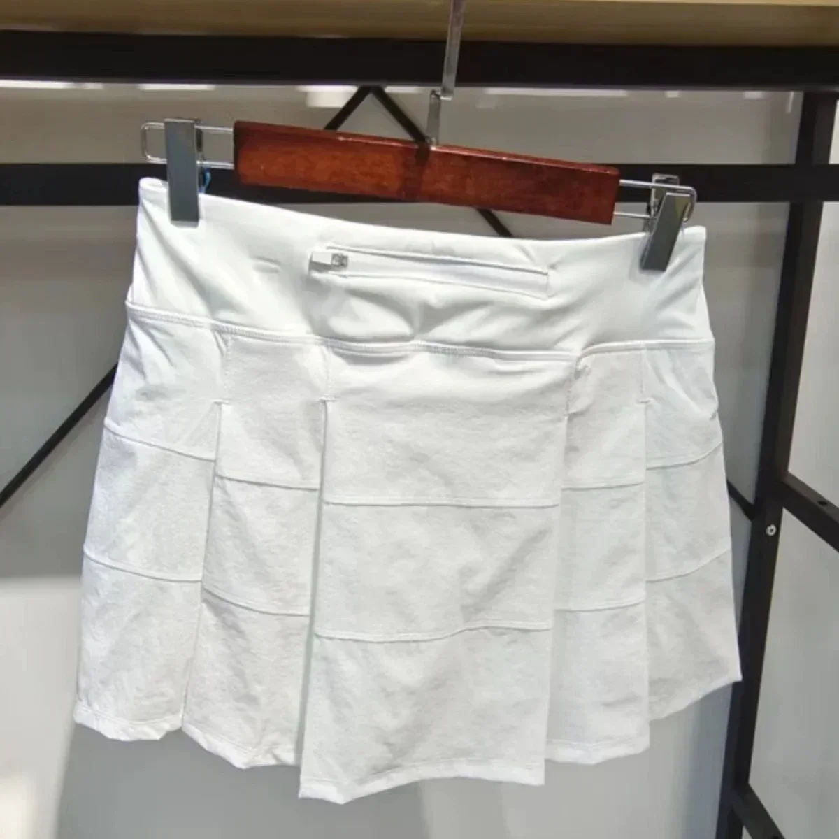 

Спортивная теннисная короткая юбка LU, нескользящая имитация двух предметов с подкладкой, плиссированная юбка с высокой талией, модная юбка для йоги