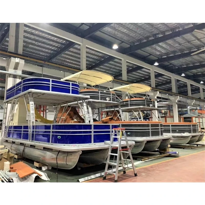 Bateau radiocommandé FL brun avec détails réalistes, disponible en gros.