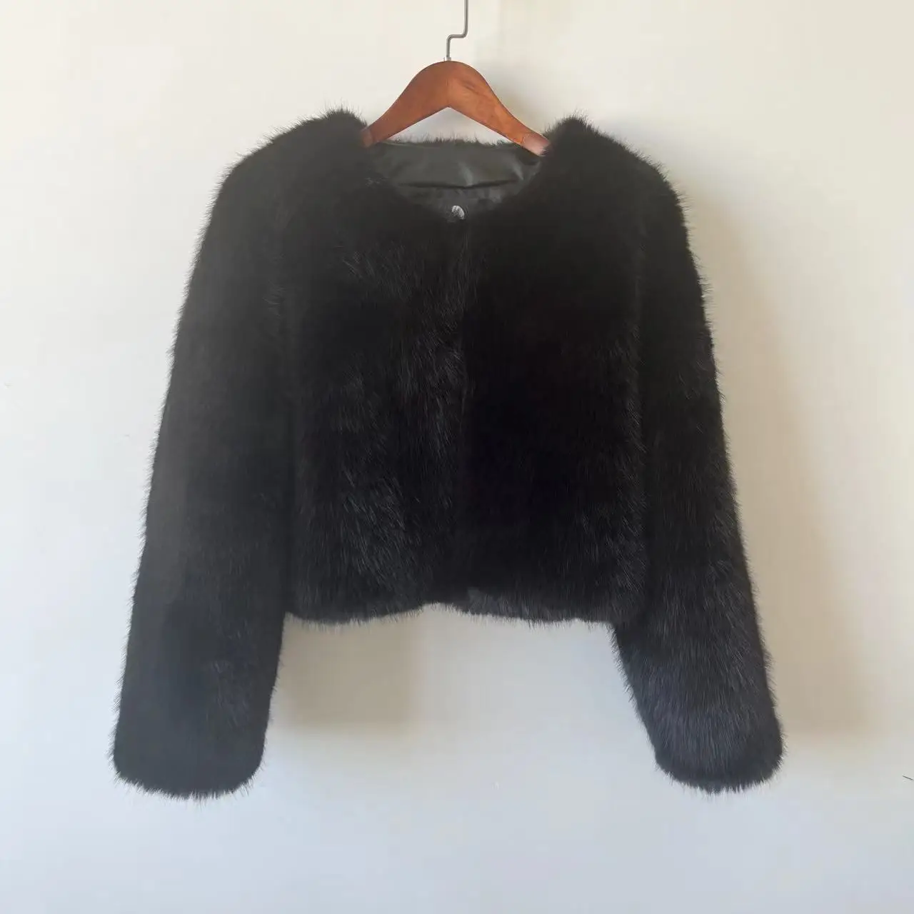 Lconic Street Fashion Luxury Brand Gardient Cropped cropped Faux Fur Coat Women Winter Hot Cool Girls Fluffy Short Fur Jacket 5