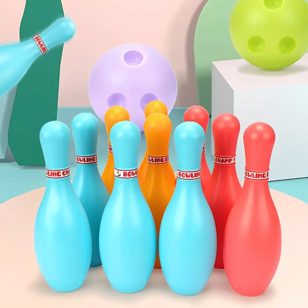 1 set di bowling in plastica da 12 cm, 10 birilli da bowling in plastica colorata e 2 palline, attività all'aperto e al chiuso, regalo di compleanno YMY - immagine 3