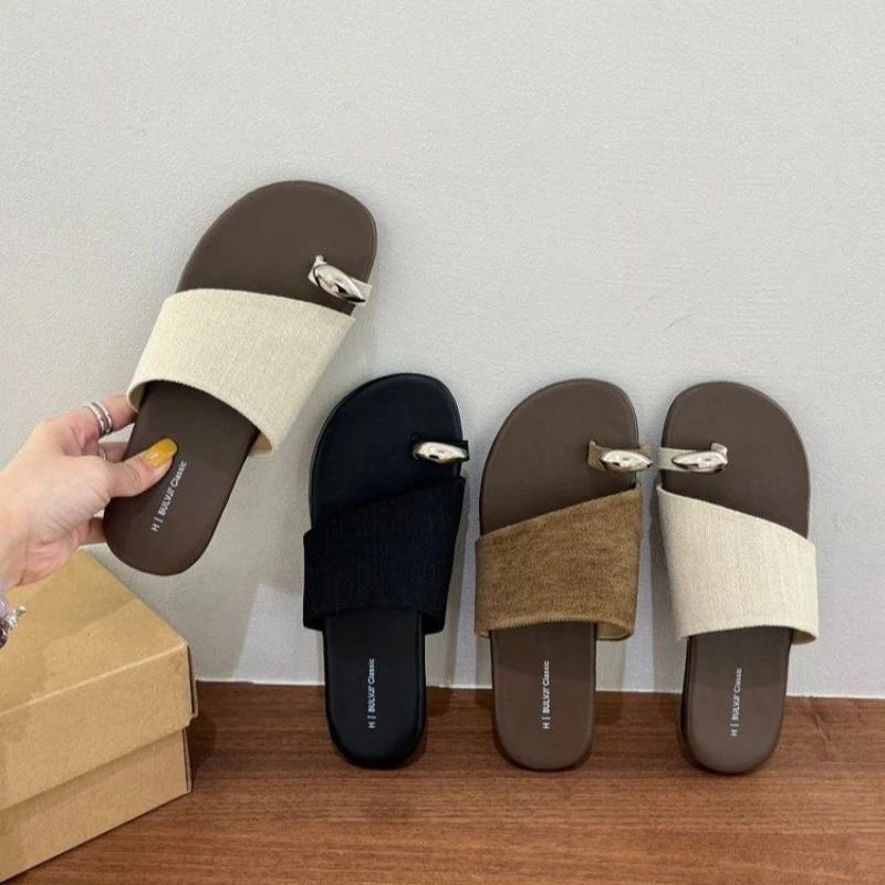 Classic Summer Women Clip-toe Flat Slippers Outdoor Trend Women Causal Slippers Soft Non-slip Ladies Fashion Slip-on Slippers