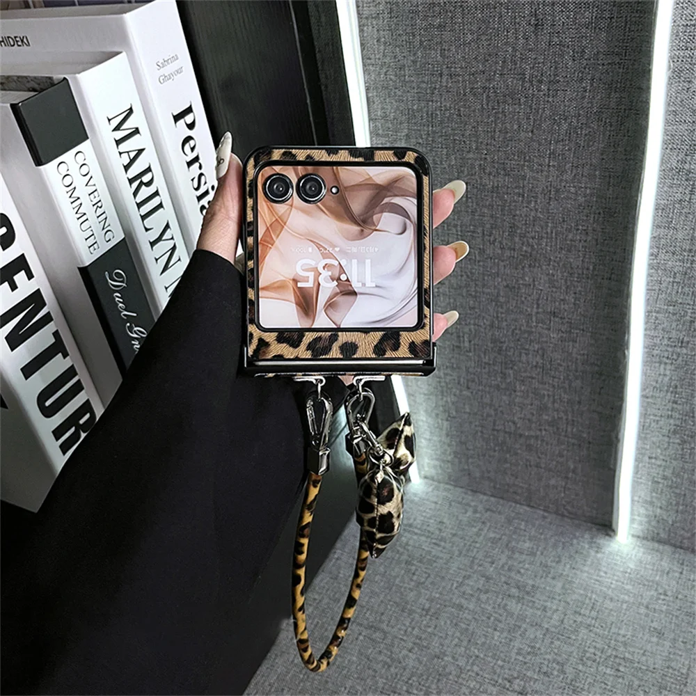 Luxury Classic Leopard Print Phone Case with Bow and Anti-Loss Portable Strap