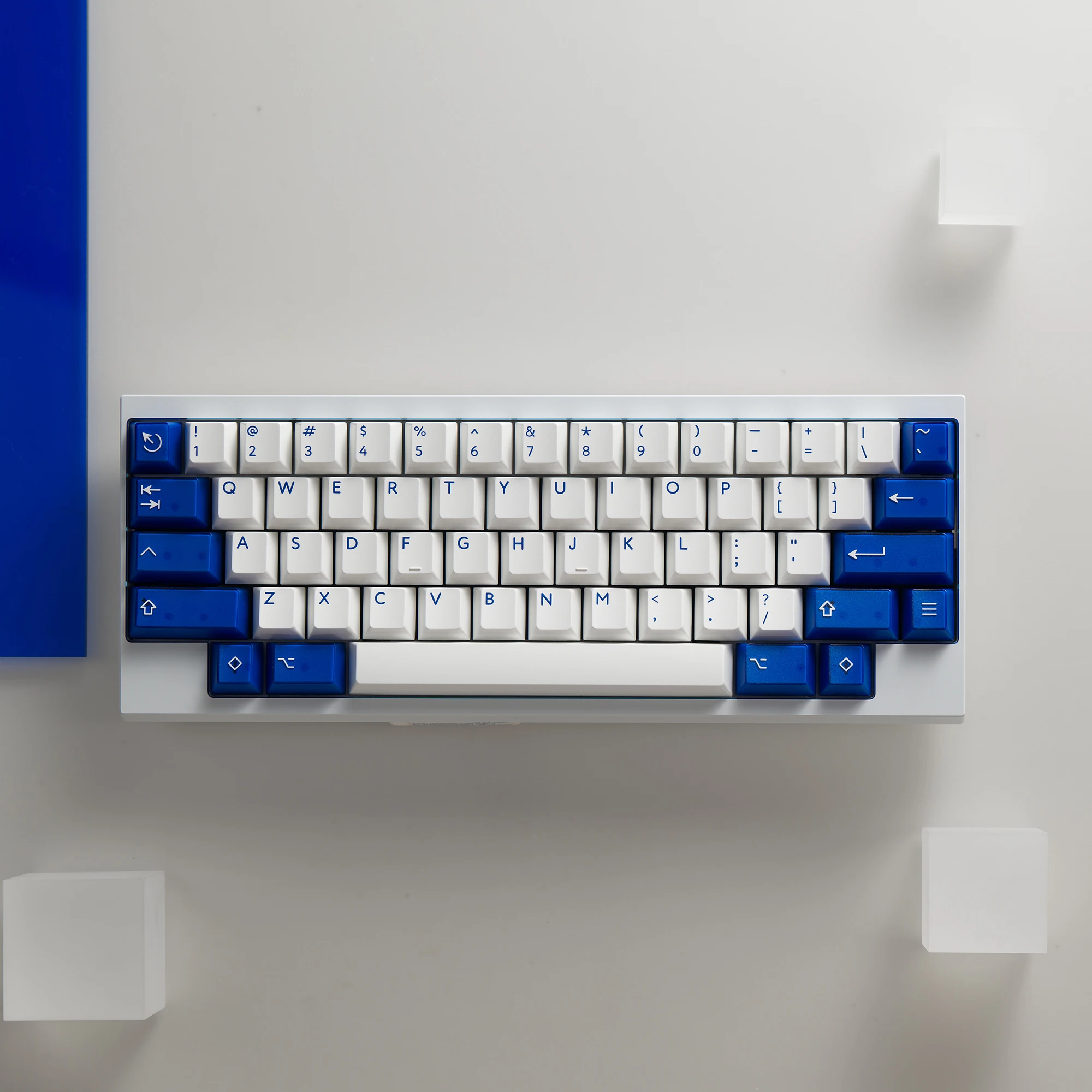 PBTfans Klein Blue R3 ABS material Cherry profile Doubleshot fit