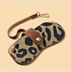 PU Leather Protective Sunglasses Pouch with Portable Hanging Case (Light brown)