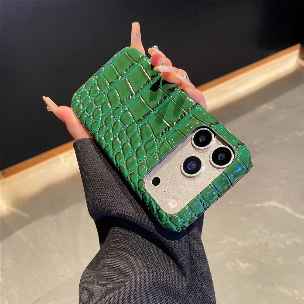 รูปสินค้า เคส iPhone 17 Pro PU ลายจระเข้ หรูหรา ครึ่งหุ้ม