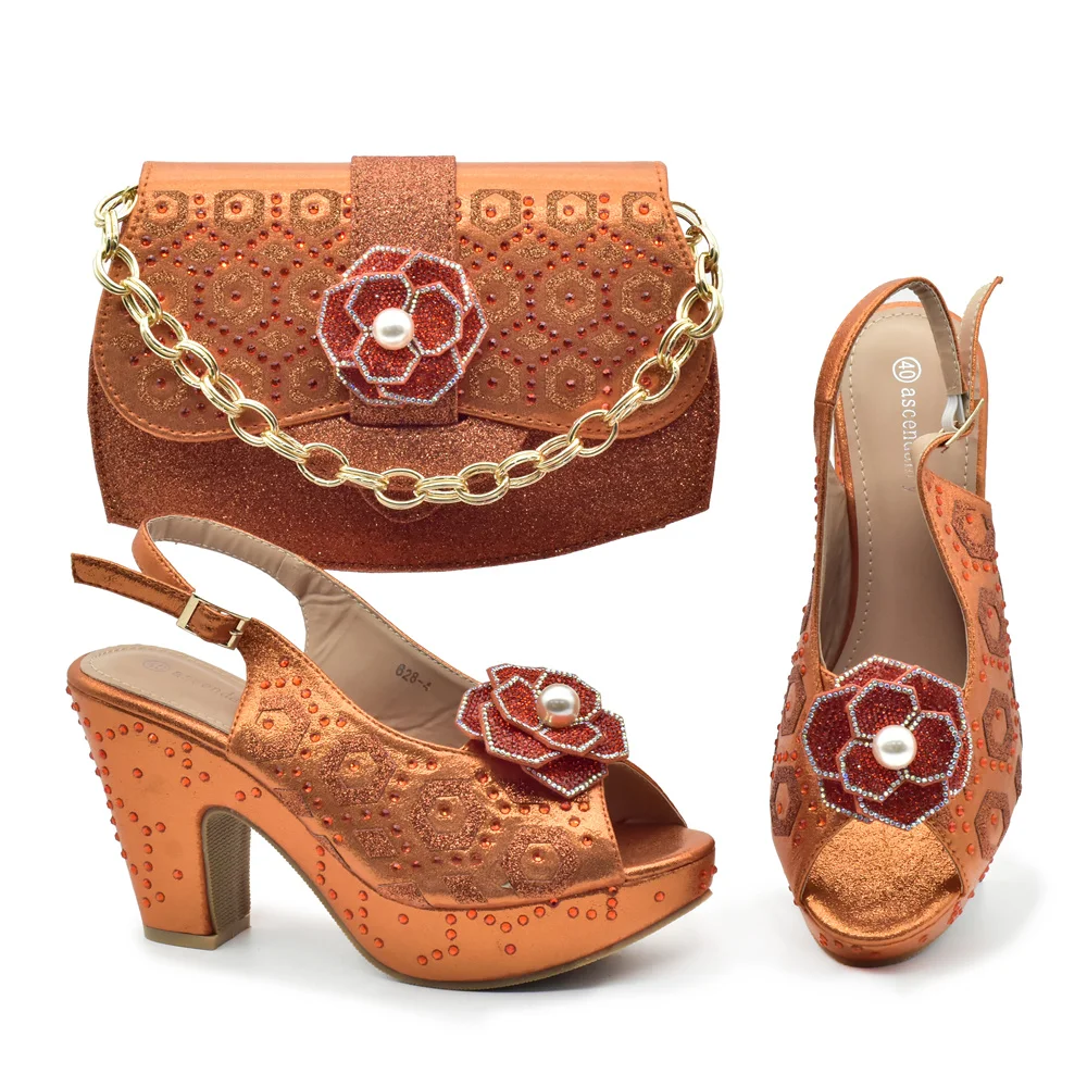 

Summer New Design Nigerian Newest Design Italian Women Shoes and Bag Set in Orangen Color Decorate with Rhinestone for Party
