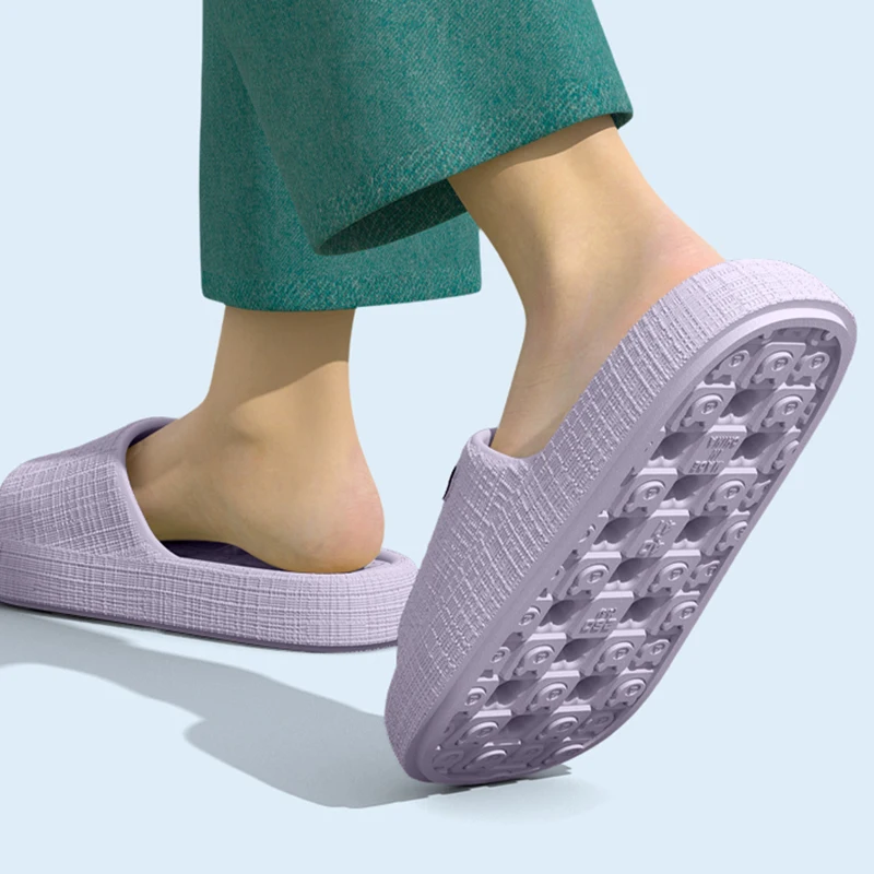 Bathroom Leaky Home Slippers Women Indoor Soft Sole Platform Slippers Woman Summer Hollow Out Non Slip Beach Sandals Female 45