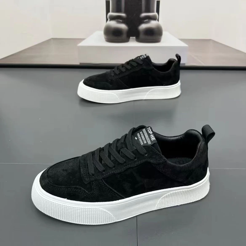 Board Shoes for Men Trendy Flat Shoes Lightweight Comfortable Sports Men Shoes Soft Outdoor Walking Shoe Zapatos Para Hombres