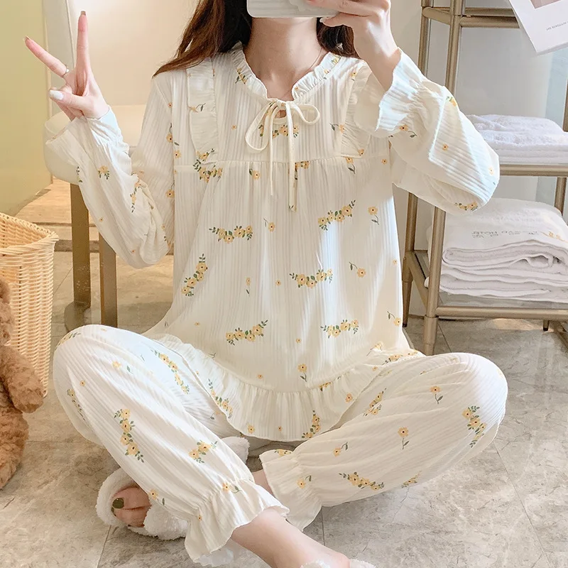 

Floral Pajamas for Women Korean Fashion Sweet Two-Piece Ladies Sleepwear Long Sleeve Top Trousers Women Nightwear Kawaii Pajamas