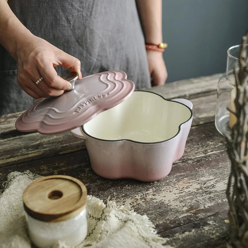 

Кастрюля для приготовления пищи Cache, креативная эмалированная кастрюля с лепестками, чугунная эмалированная утолщенная домашняя кастрюля для соуса, универсальная индукционная плита