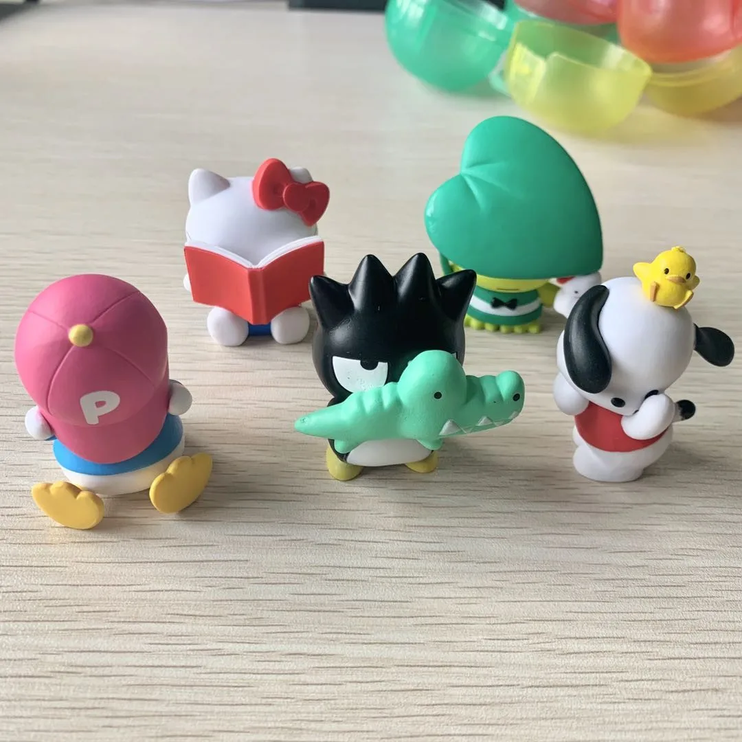 Original Sanrio Hello Kitty Anime Figure Badtz Maru Hide Seek