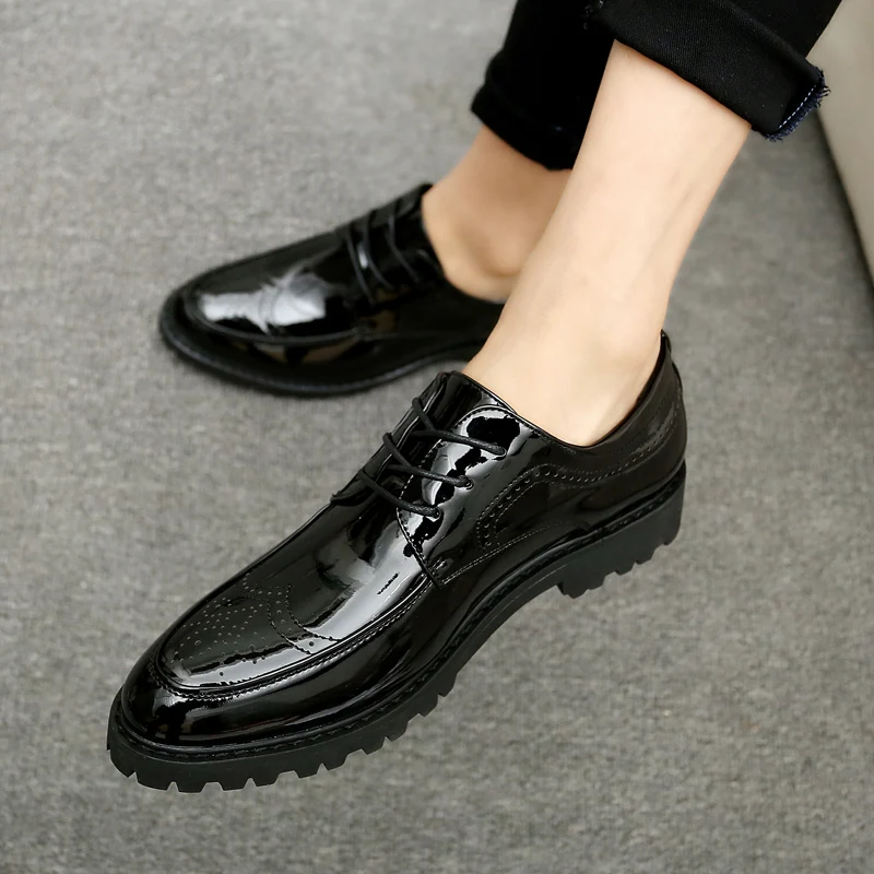 

Fashion Lace-Up Dress Shoes Men's Oxford Shoes New Business Formal Men's Shoes New Classic Men's Suit Shoes Chaussure Homme