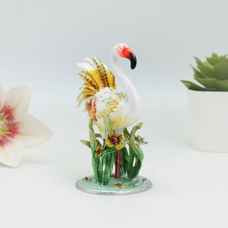 Flamingo Trinket Box Metal Enameled Bird Animal Figurines Collectable Wedding Jewelry Ring Holder Organizer mini storage boxes