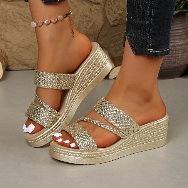 Sandales compensées pour femmes 2026 – Nouveauté été – Chaussures à talons hauts confortables et tendance pour femme – Sandales plateforme fleuries pour l'extérieur 1