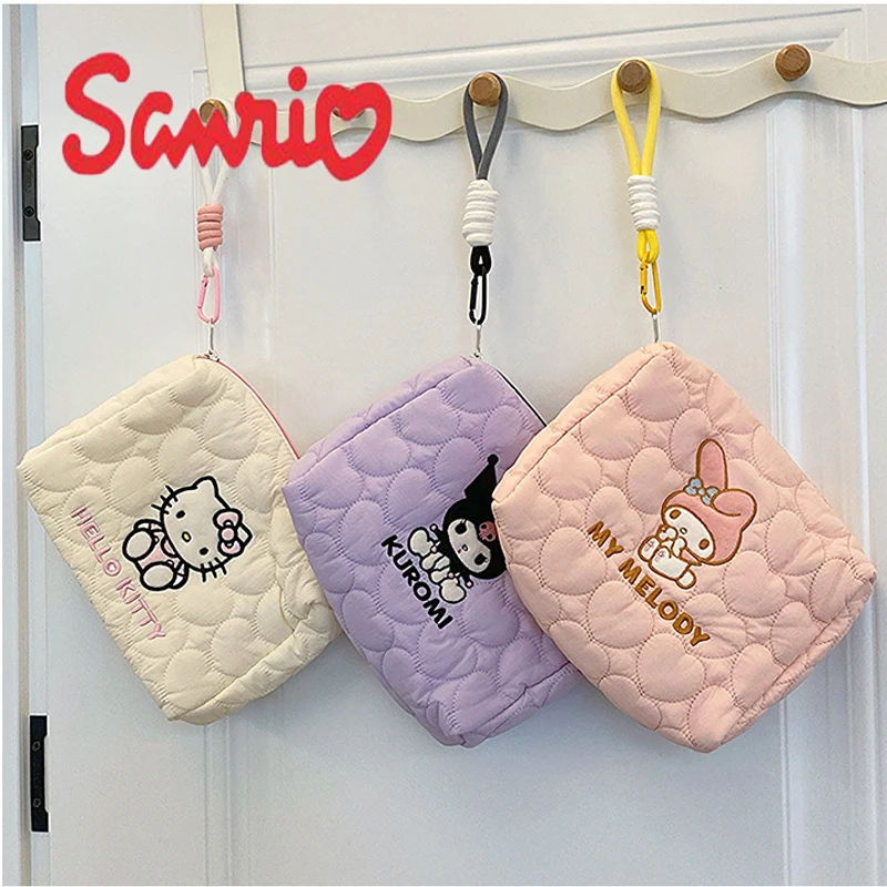 

Sanrio Portable Makeup Bag Large Capacity Portable Travel Storage Toiletry Bag Waterproof Transparent Cosmetics Storage Bag