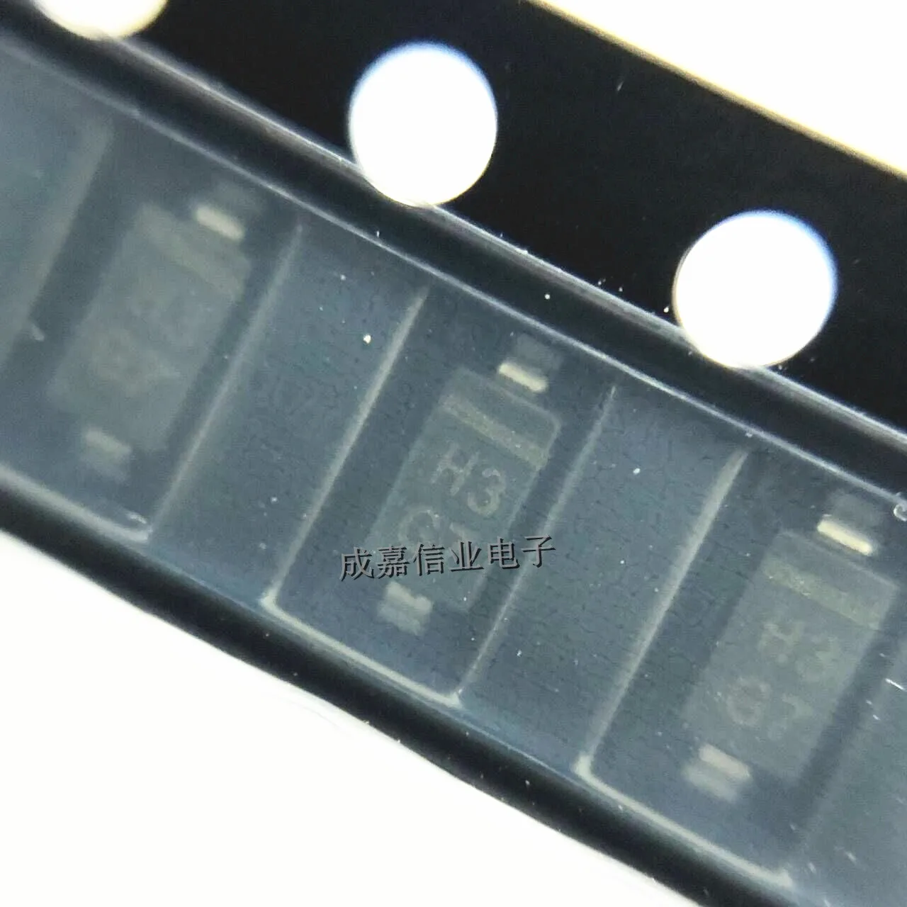 Рисунок 6 - MMSZ5243B-E3-08 SOD-123-2 маркировка;