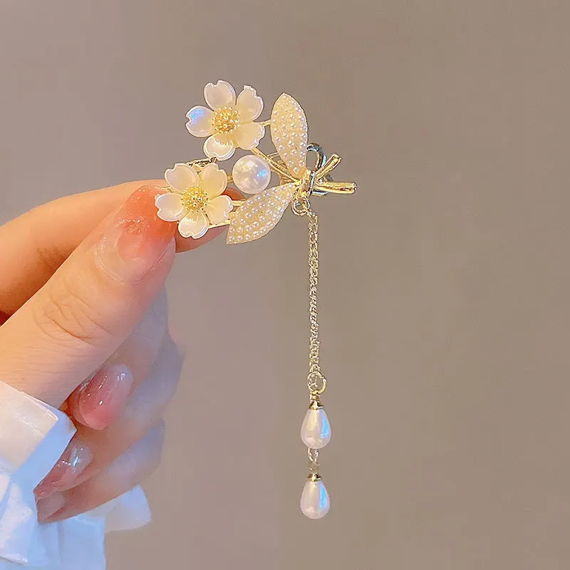 New Fashion Korean Style Alloy Imitation Pearl Grab Clip For Girl Women Shining Flower Tassel Chain Shark Hair Clips