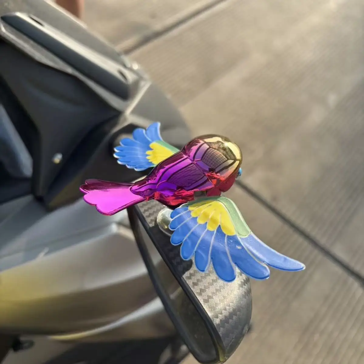 Simulation Flying Bird Helmet Accessory For Motorcycle Riders_voghion.com