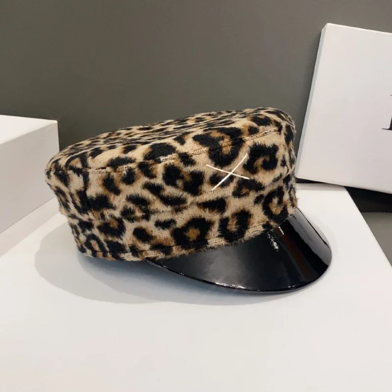 Designer Women Winter Hats Wool Leoprint Newsboy Caps Flat Top Baker Boy Cap