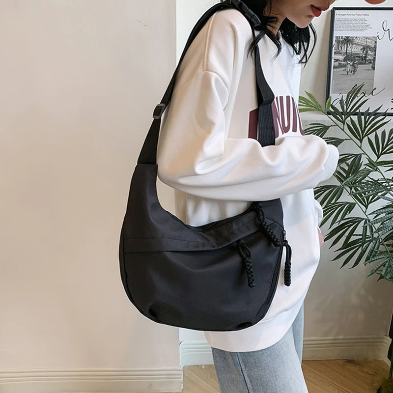 Casual Women's Canvas Bag Large Capacity Shoulder Bag Crossbody Bag Fashion Tote Bag Black Armpit Bag Student Handbag