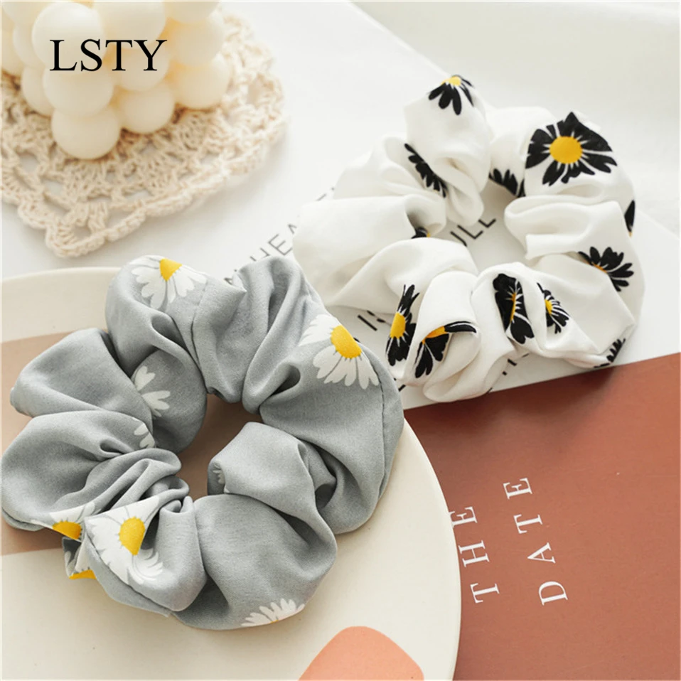 

Japan and South Korea new small daisy fresh large intestine hair ring ins girl ball head tie hair rope cloth ring head jewelry