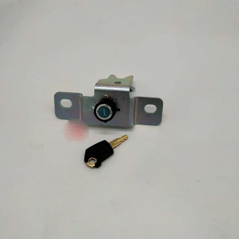 

For Caterpillar Excavator 305.5 305 306 307 Rear Cover Lock 308E2 Engine Cover Lock Side Door Lock High Quality Free Shipping
