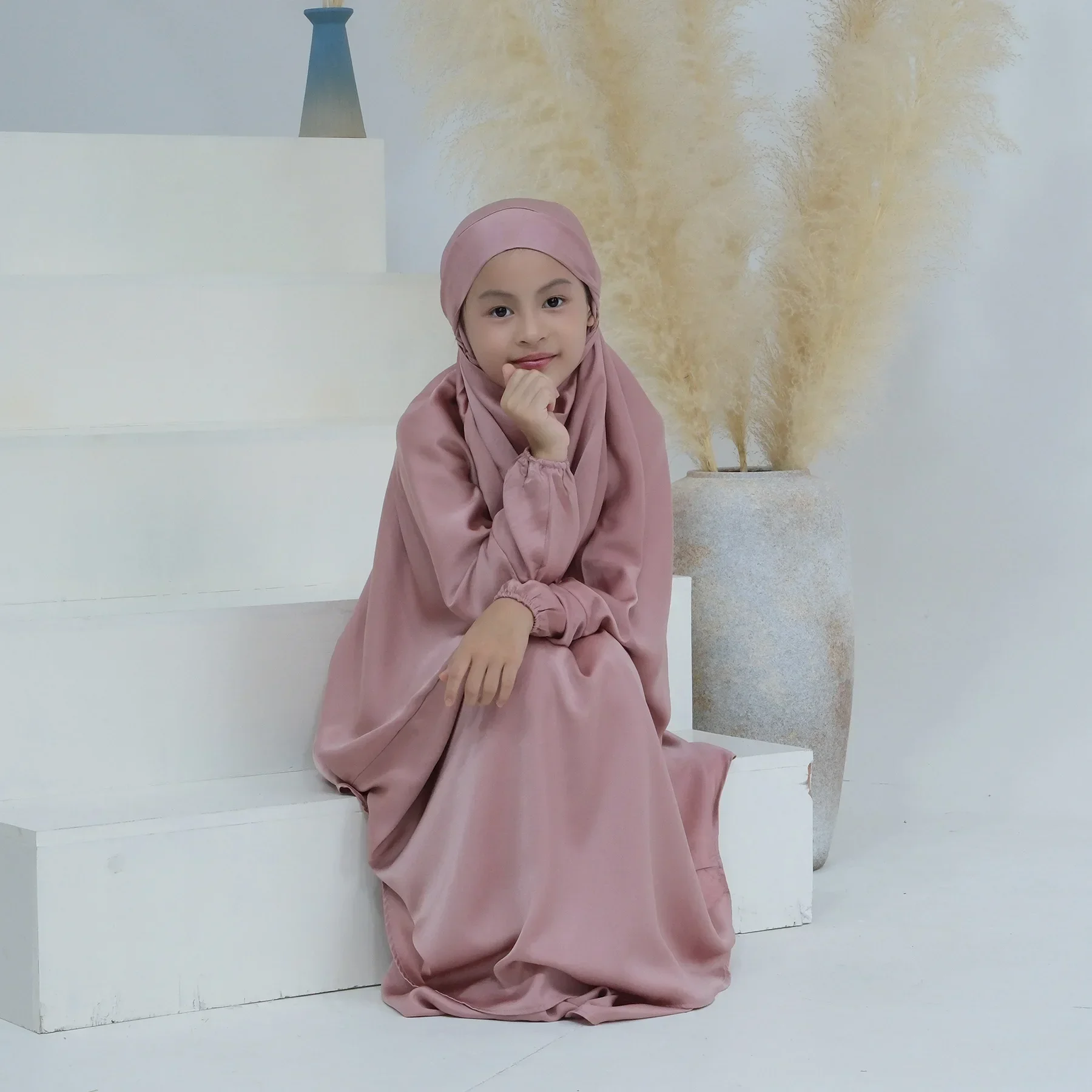 Two Piece Child Girl Satin Muslim Sets Prayer Hijab Dress for Kids Hooded Abaya Khimar + Skirt Burka Ramadan Eid Islamic Niqab