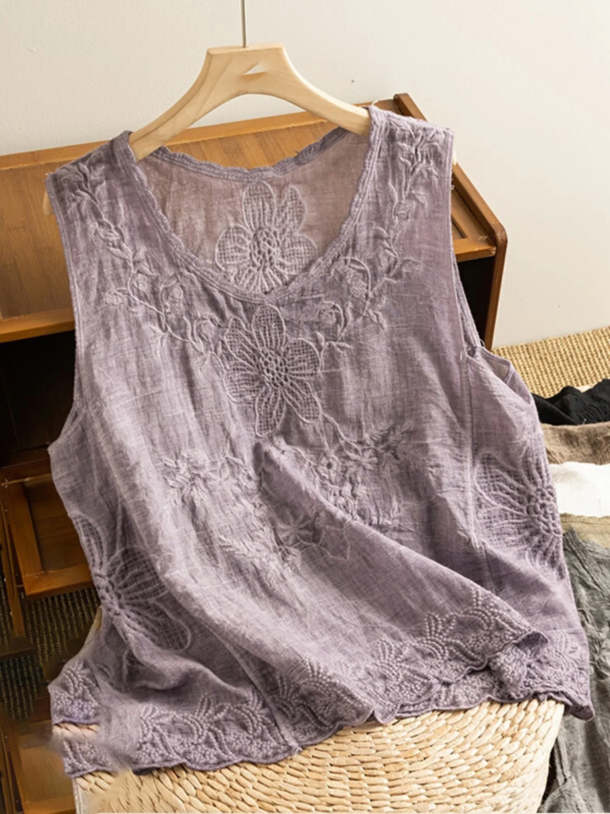 Lace Trim Embroidered Cotton Linen Women's Csole Vest Thin Inner Wear Linen Top Brand New Goods Summer Commute Sle