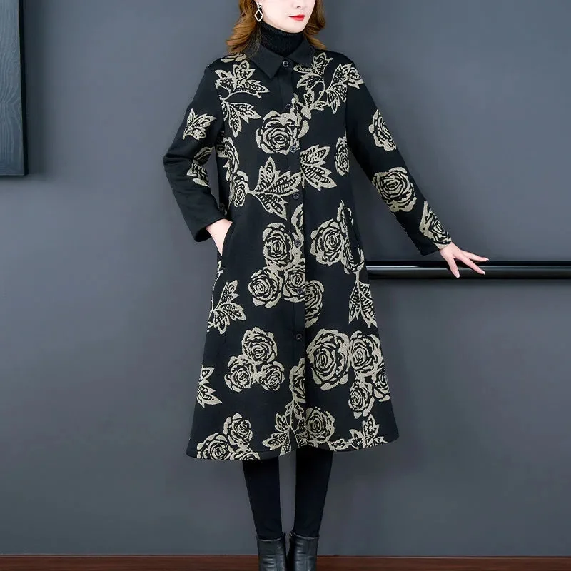 2023 Autumn/Winter New Plush Trench Coat For Middle-aged Women and Mothers Fashionable Age Reducing Fitting Long Coat For Women