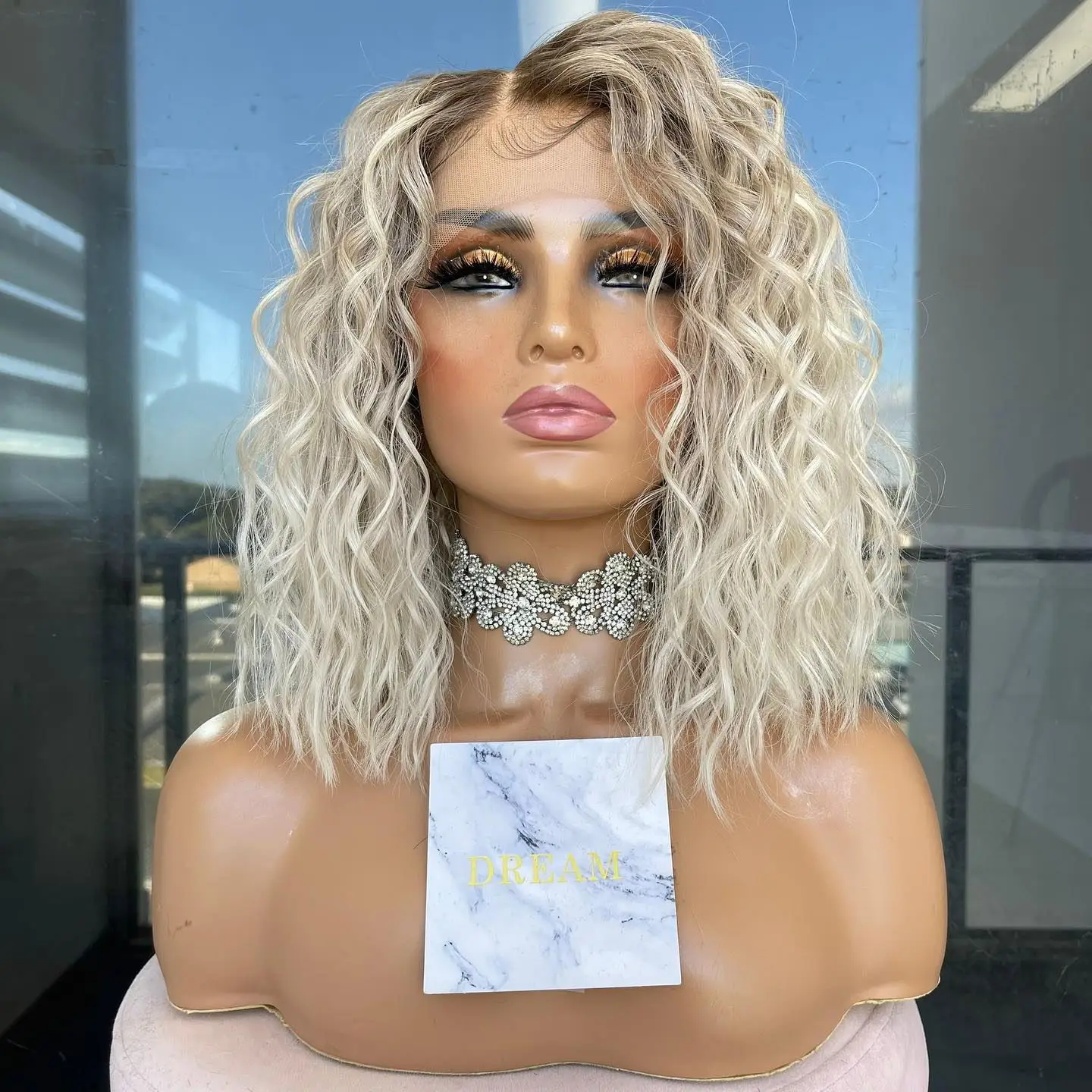 White Cold Blonde Short Bob Cut Transparent Lace Front Synthetic Hair Wigs for Women Glueless 12Inches Cosplay Wig Natural Hair